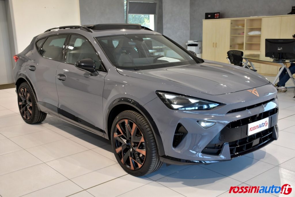 CUPRA FORMENTOR PLUG-IN 1.5 E-HYBRID 204 CV DSG USATA