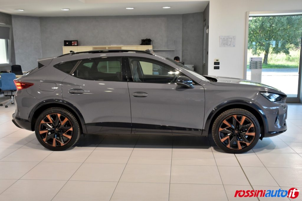 CUPRA FORMENTOR PLUG-IN 1.5 E-HYBRID 204 CV DSG USATA