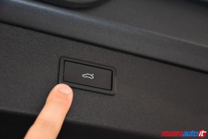CUPRA FORMENTOR 1.5 E-HYBRID 204 CV DSG DARK STONE USATA