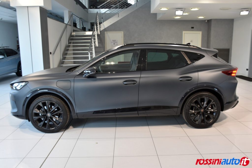 CUPRA FORMENTOR 1.5 E-HYBRID 204 CV DSG DARK STONE USATA