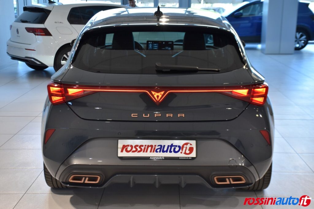 CUPRA NUOVA LEON 1.5 E-HYBRID 204 CV DSG PLUG-IN USATA