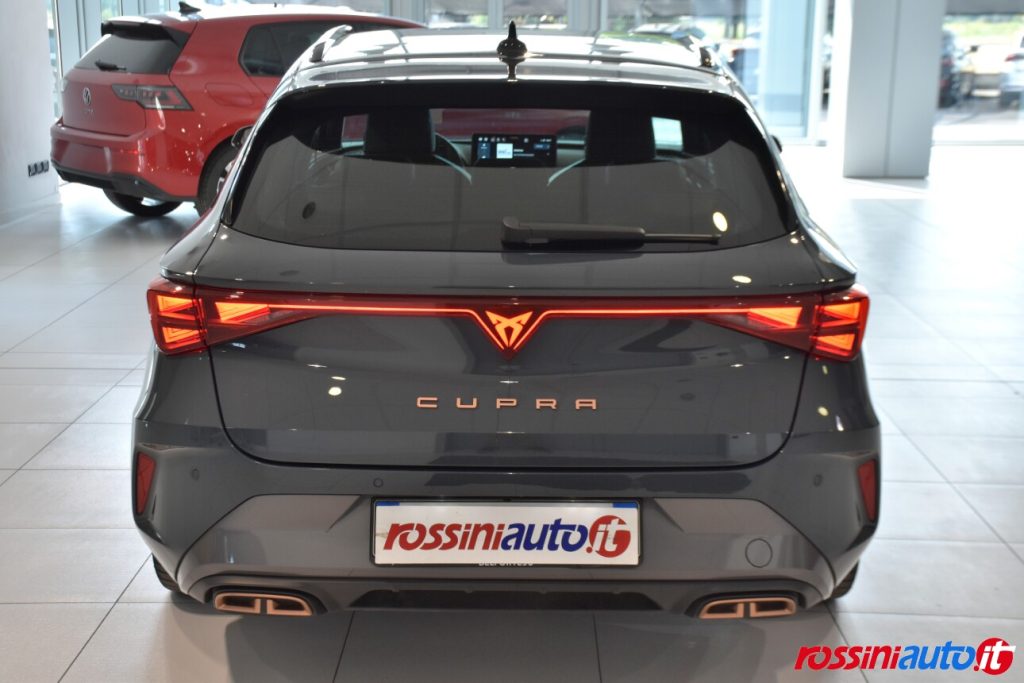 CUPRA LEON SPORTSTOURER 1.5 E-HYBRID 204 CV DSG USATA