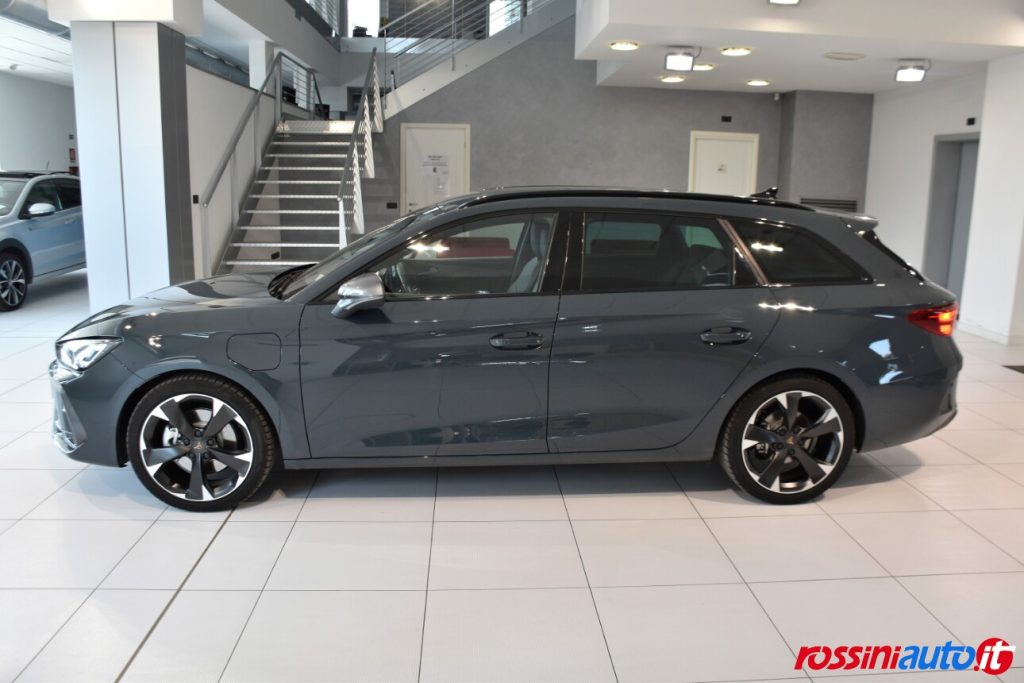 CUPRA LEON SPORTSTOURER 1.5 E-HYBRID 204 CV DSG USATA