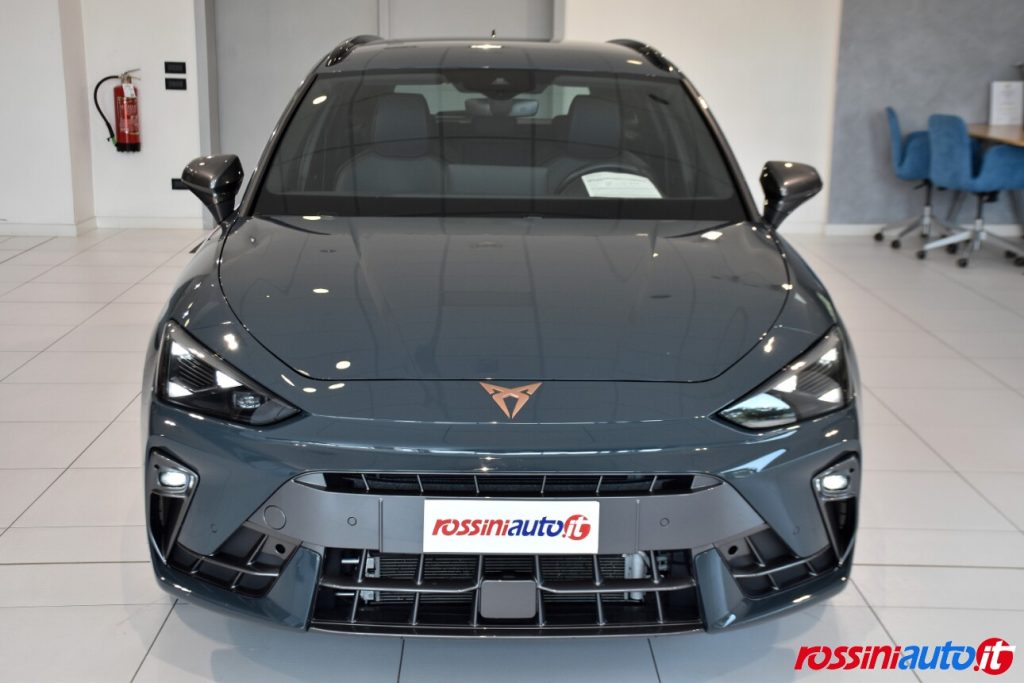 CUPRA LEON SPORTSTOURER 1.5 E-HYBRID 204 CV DSG USATA