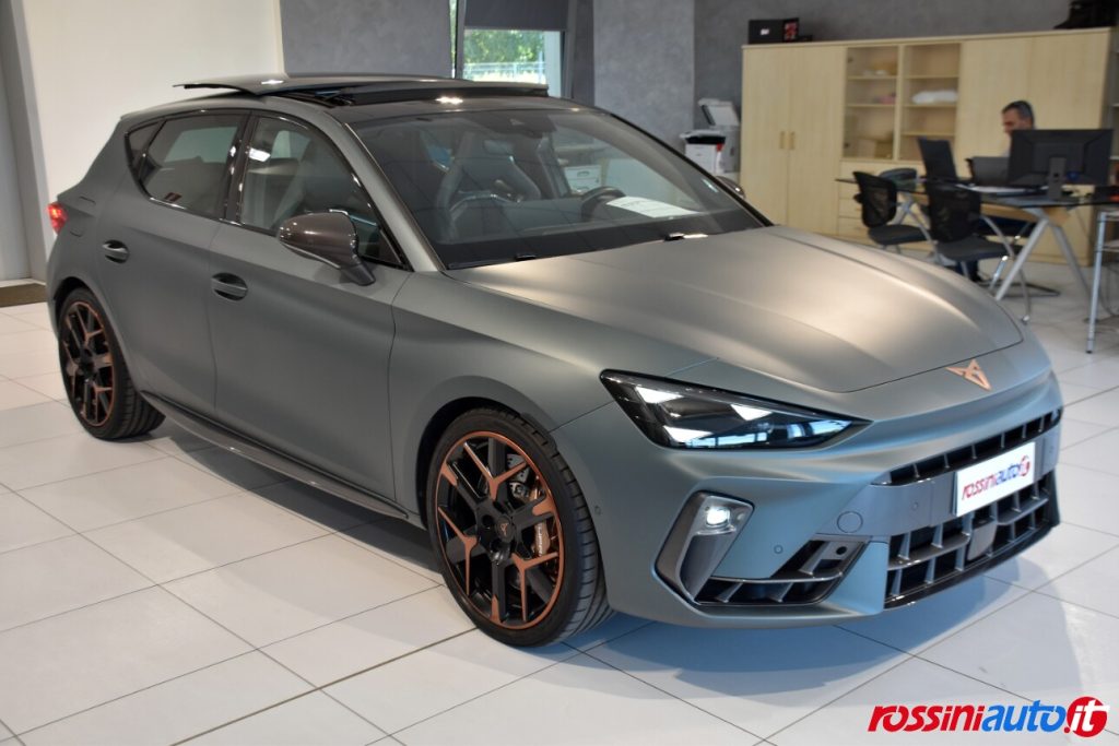 CUPRA NUOVA LEON 2.0 TSI 300 CV DSG VZ EXTREME USATA