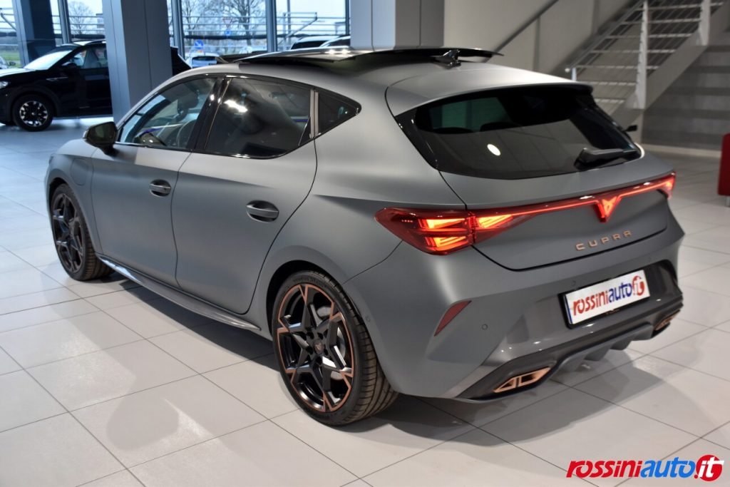 CUPRA NUOVA LEON VZ 1.5 E-HYBRID 272 CV DSG USATA