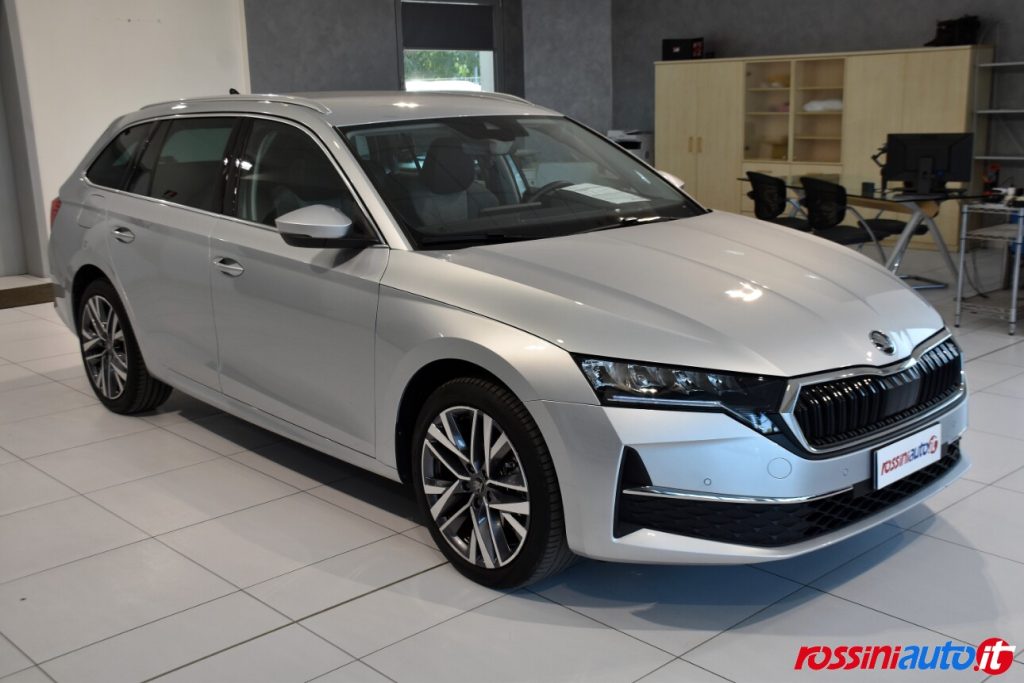 SKODA NUOVA OCTAVIA WAGON 2.0 TDI 150 CV DSG STYLE USATA