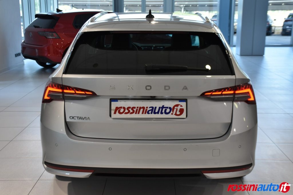 SKODA NUOVA OCTAVIA WAGON 2.0 TDI 150 CV DSG STYLE USATA