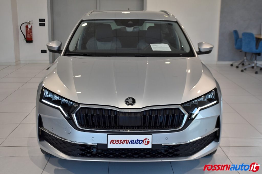 SKODA NUOVA OCTAVIA WAGON 2.0 TDI 150 CV DSG STYLE USATA