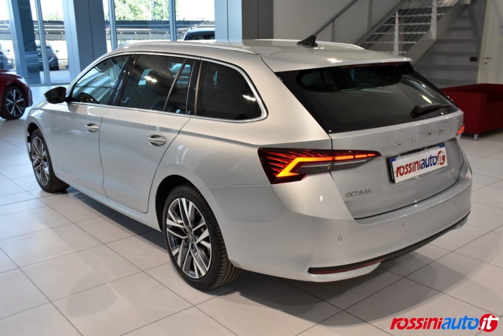 SKODA NUOVA OCTAVIA WAGON 2.0 TDI 150 CV DSG STYLE USATA