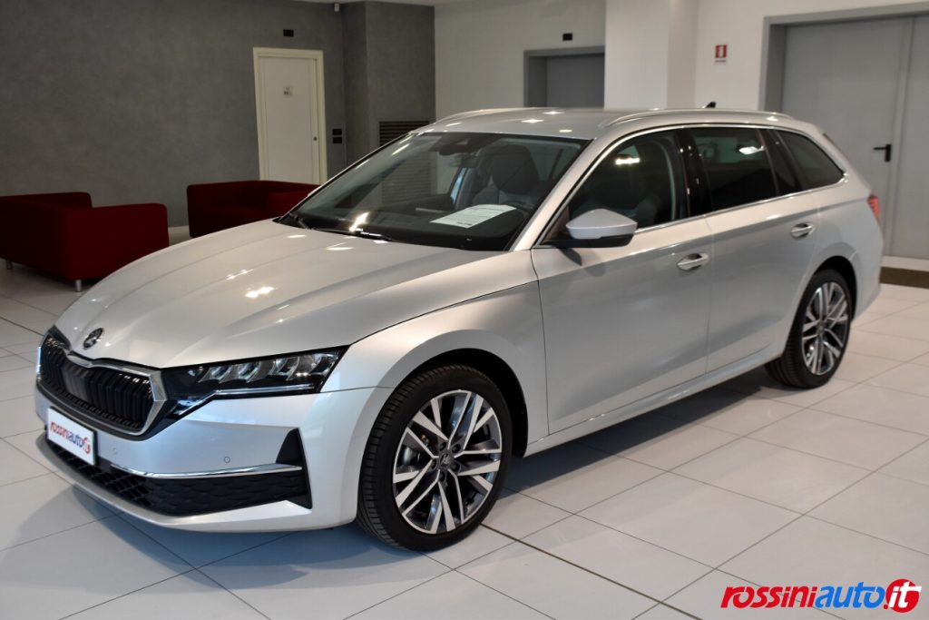 SKODA NUOVA OCTAVIA WAGON 2.0 TDI 150 CV DSG STYLE USATA
