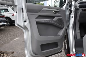 VOLKSWAGEN CARAVELLE T7 2.0 TDI 150 CV DSG LIFE 9 POSTI USATO