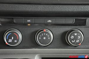 VOLKSWAGEN CRAFTER 50/35 2.0 TDI 122 CV L3 CABINA SINGOLA CASSONE RIBALTABILE RWD USATO