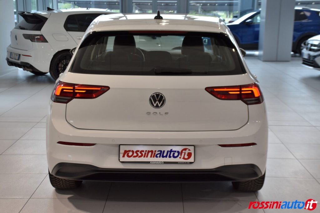 VOLKSWAGEN GOLF 8 METANO 1.5 TGI 131 CV DSG LIFE USATA