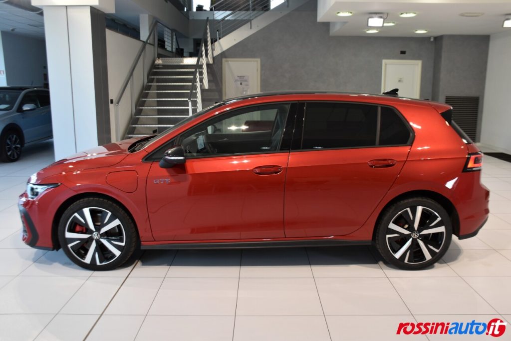 VOLKSWAGEN NEW GOLF 8.5 GTE 1.5 E-HYBRID 272 CV DSG USATA