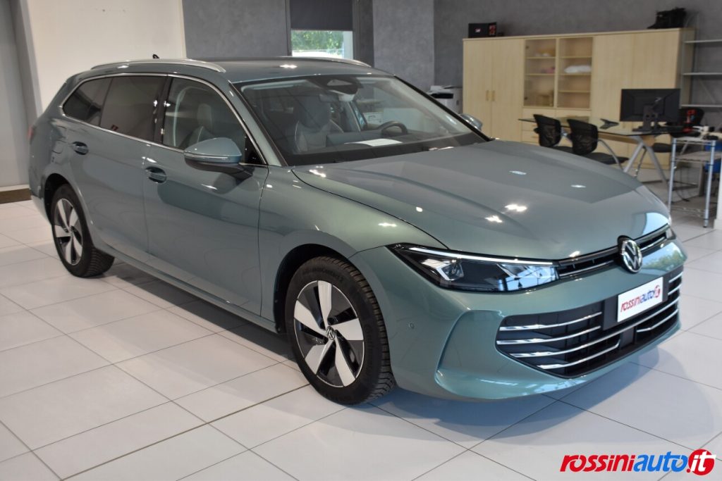 VOLKSWAGEN NUOVA PASSAT 2.0 TDI 150 CV DSG BUSINESS USATA