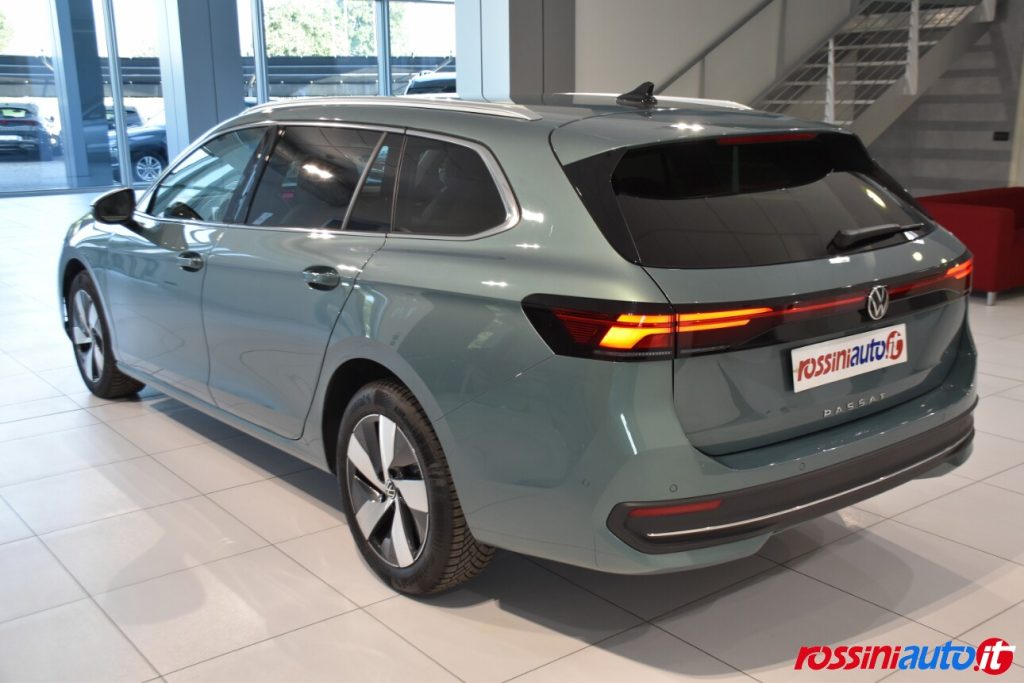 VOLKSWAGEN NUOVA PASSAT 2.0 TDI 150 CV DSG BUSINESS USATA