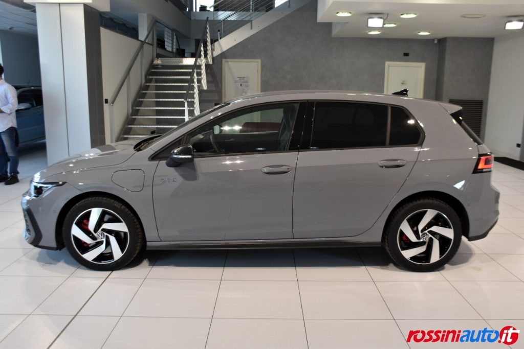 VOLKSWAGEN NEW GOLF 8.5 GTE 1.5 E-HYBRID 272 CV DSG USATA
