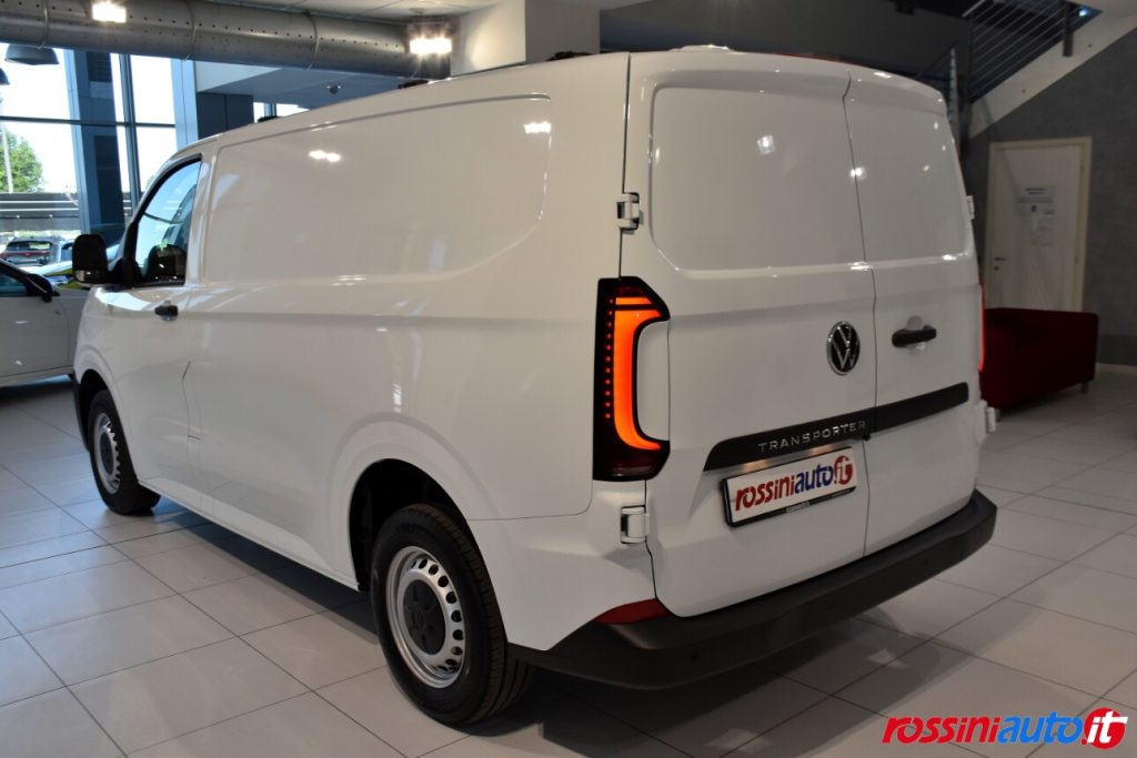 VOLKSWAGEN NEW TRANSPORTER T7 2.0 TDI 110 CV 28Q L1 DIESEL USATO
