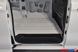 VOLKSWAGEN NEW TRANSPORTER T7 2.0 TDI 150 CV 28Q L1 DIESEL USATO