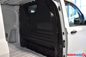 VOLKSWAGEN NEW TRANSPORTER T7 2.0 TDI 150 CV 28Q L1 DIESEL USATO
