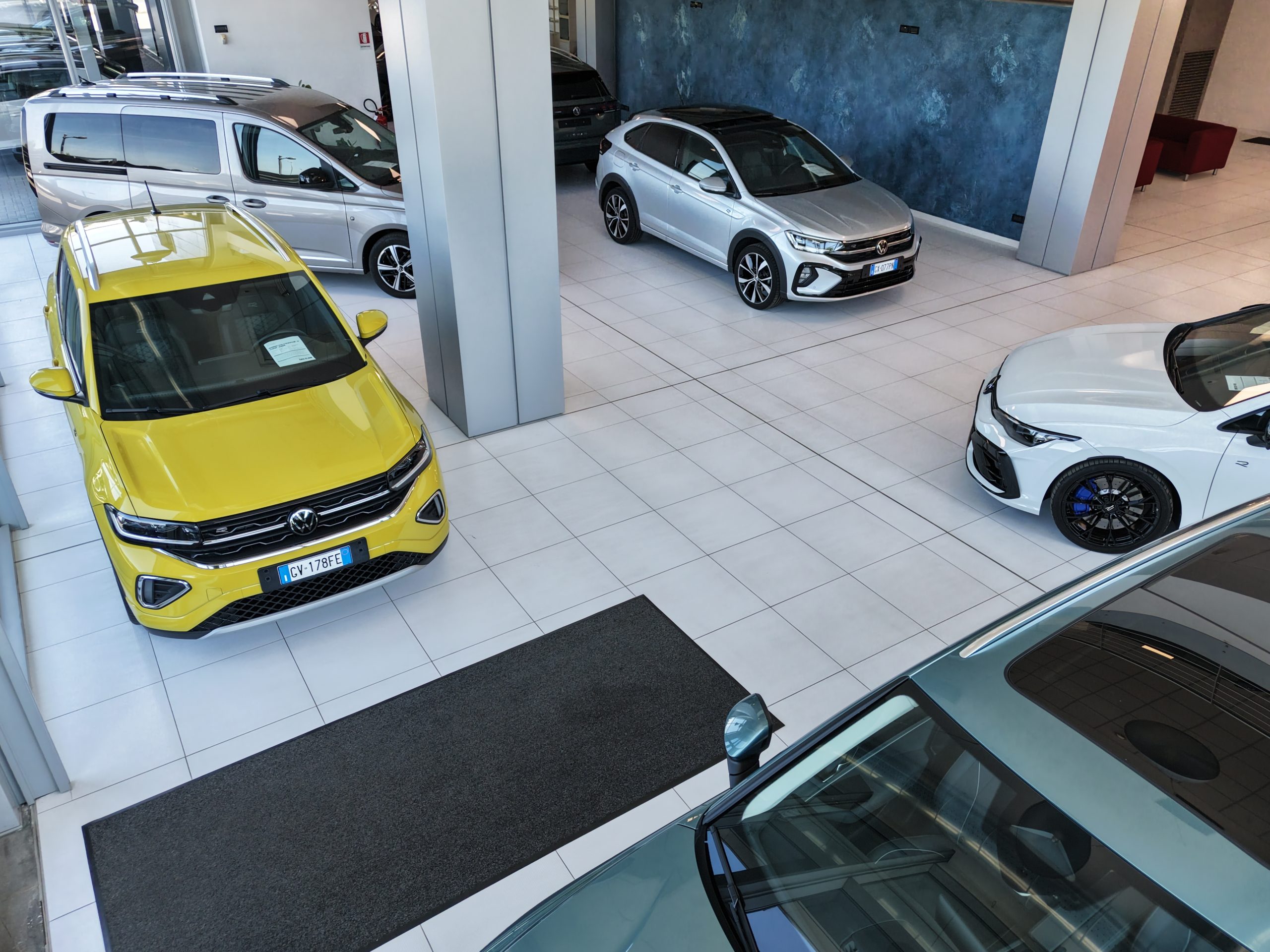 Concessionaria di auto usate e veicoli commerciali, Volkswagen, Cupra, Skoda e Seat Service Partner per le Province di Brescia e Cremona
