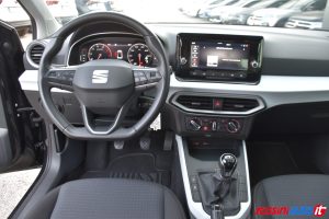 SEAT ARONA 1.0 ECOTSI 95 CV BLACK EDITION USATA