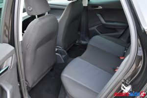 SEAT ARONA 1.0 ECOTSI 95 CV BLACK EDITION USATA