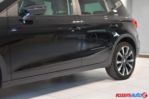 SEAT ARONA 1.0 ECOTSI 95 CV BLACK EDITION USATA