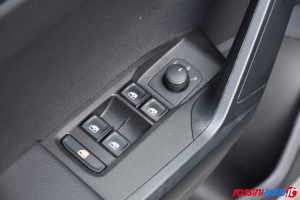 SEAT ARONA 1.0 ECOTSI 95 CV BLACK EDITION USATA