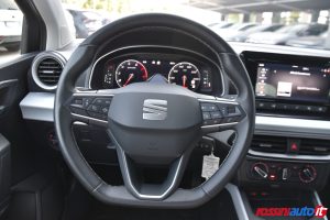 SEAT ARONA 1.0 ECOTSI 95 CV BLACK EDITION USATA