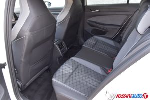 VOLKSWAGEN GOLF 8 2.0 TDI 150 CV DSG R-LINE USATA