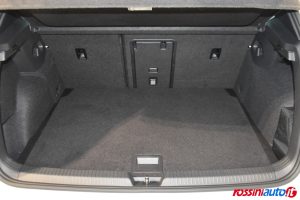 VOLKSWAGEN GOLF 8 2.0 TDI 150 CV DSG R-LINE USATA