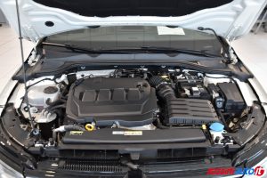VOLKSWAGEN GOLF 8 2.0 TDI 150 CV DSG R-LINE USATA