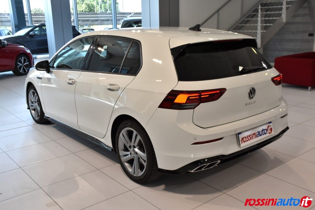 VOLKSWAGEN GOLF 8 2.0 TDI 150 CV DSG R-LINE USATA