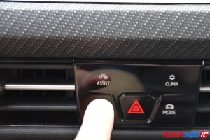 VOLKSWAGEN GOLF 8 2.0 TDI 150 CV DSG R-LINE USATA