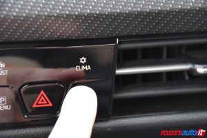VOLKSWAGEN GOLF 8 2.0 TDI 150 CV DSG R-LINE USATA