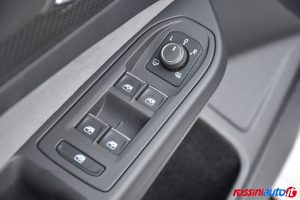 VOLKSWAGEN GOLF 8 2.0 TDI 150 CV DSG R-LINE USATA