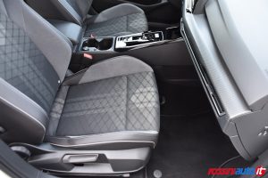 VOLKSWAGEN GOLF 8 2.0 TDI 150 CV DSG R-LINE USATA