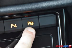VOLKSWAGEN T-ROC 1.5 TSI 150 CV DSG R-LINE USATO