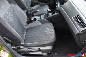 VOLKSWAGEN TAIGO 1.5 TSI 150 CV DSG R-LINE USATO