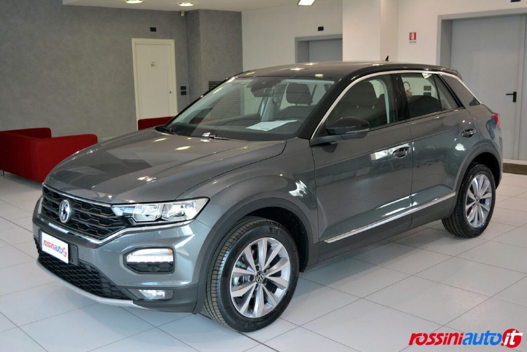 Volkswagen T Roc colore Indium Grey con tetto nero 1