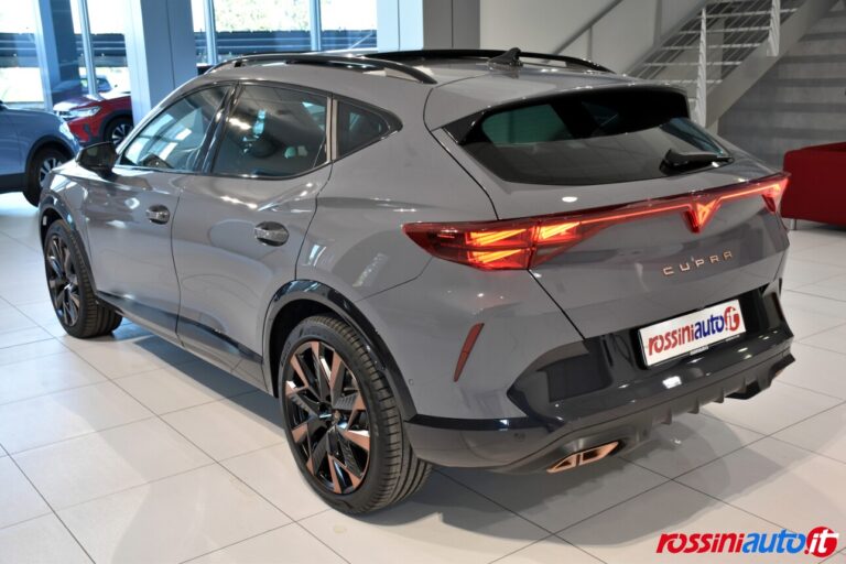 CUPRA NUOVA FORMENTOR 1.5 E-HYBRID 204 CV DSG PLUG IN USATA