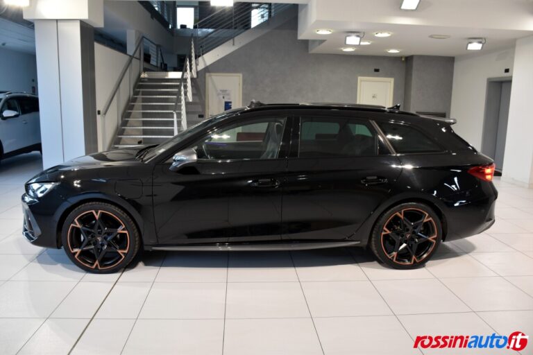 CUPRA NUOVA LEON SPORTSTOURER 1.5 E-HYBRID 204 CV DSG USATA