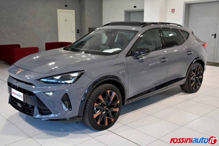 CUPRA NUOVA FORMENTOR 1.5 E-HYBRID 204 CV DSG PLUG IN USATA