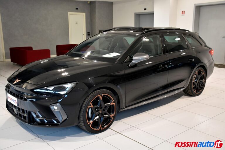 CUPRA NUOVA LEON SPORTSTOURER 1.5 E-HYBRID 204 CV DSG USATA