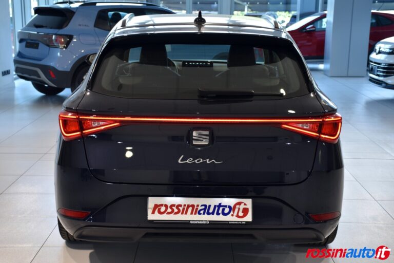 SEAT LEON SPORTSTOURER 2.0 TDI 150 CV DSG BUSINESS USATO