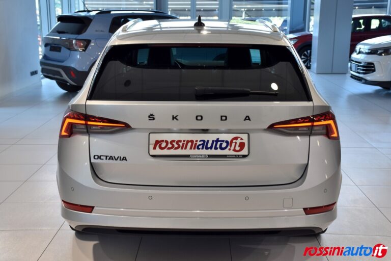SKODA OCTAVIA WAGON DIESEL 2.0 TDI 150 CV DSG STYLE USATA