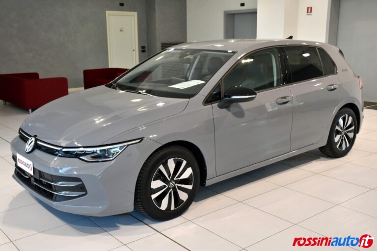 VOLKSWAGEN NEW GOLF 8.5 1.5 ETSI 150 CV DSG LIFE GOAL EDITION USATA
