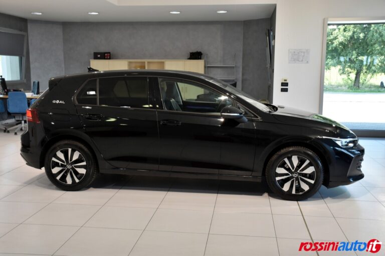 VOLKSWAGEN NEW GOLF 8.5 TSI 115 CV LIFE GOAL EDITION USATA